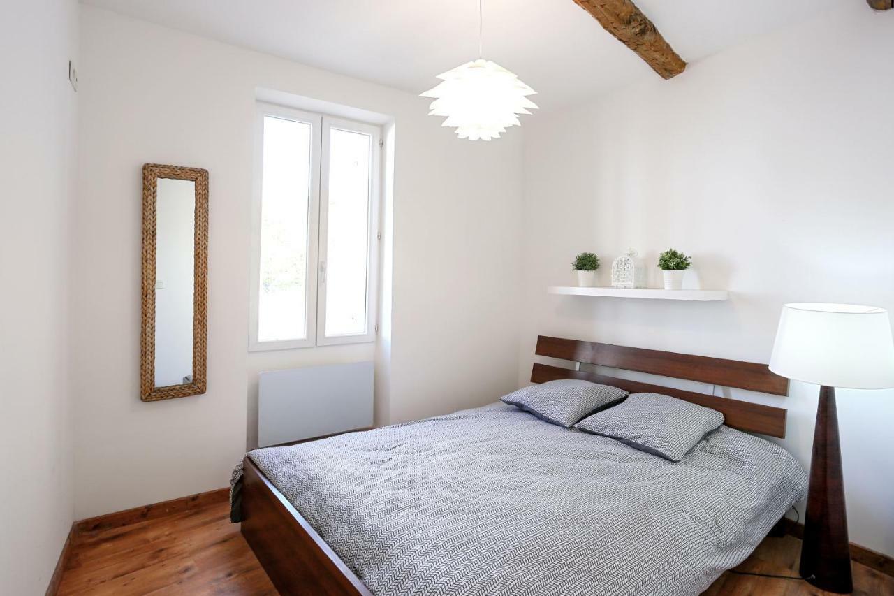 Gregbnb - T2 Cosy Et Design - Parking Inclus - Wifi - 15Min Gare Тулон Екстер'єр фото