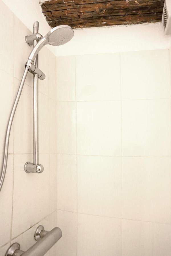 Gregbnb - T2 Cosy Et Design - Parking Inclus - Wifi - 15Min Gare Тулон Екстер'єр фото