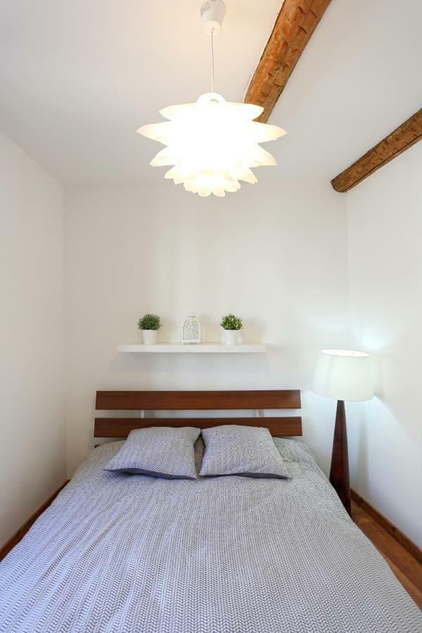 Gregbnb - T2 Cosy Et Design - Parking Inclus - Wifi - 15Min Gare Тулон Екстер'єр фото